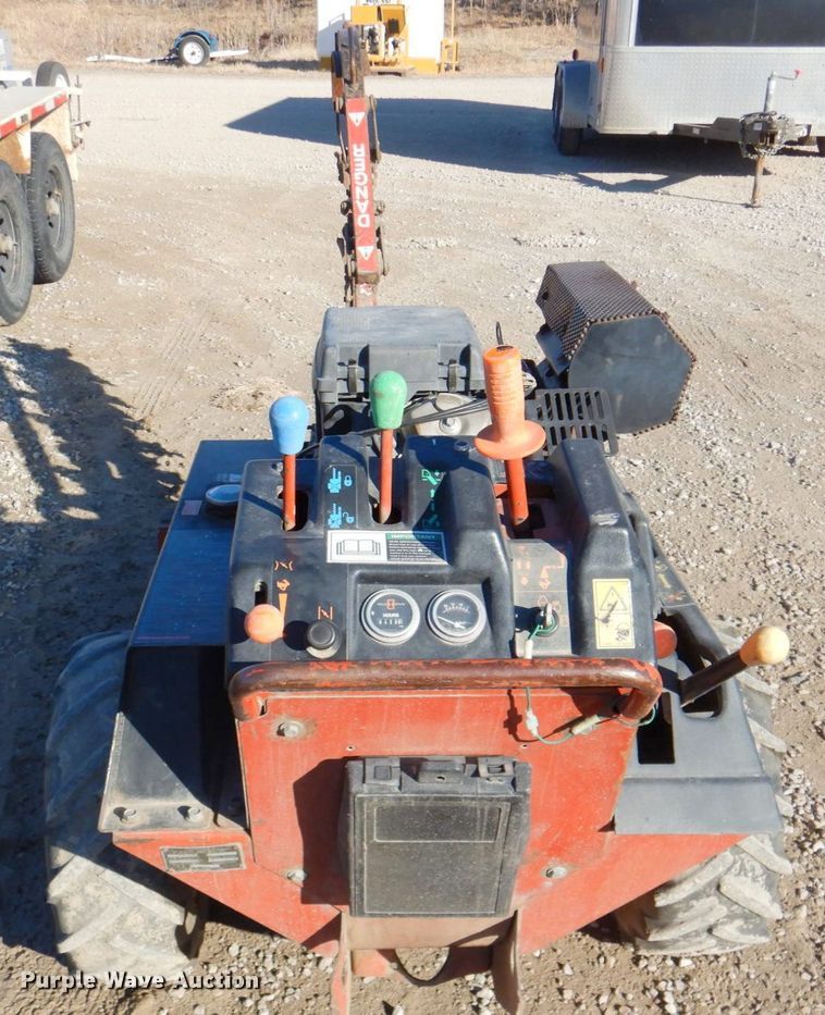 image for item DN1255 2004 Ditch Witch 1820  trencher