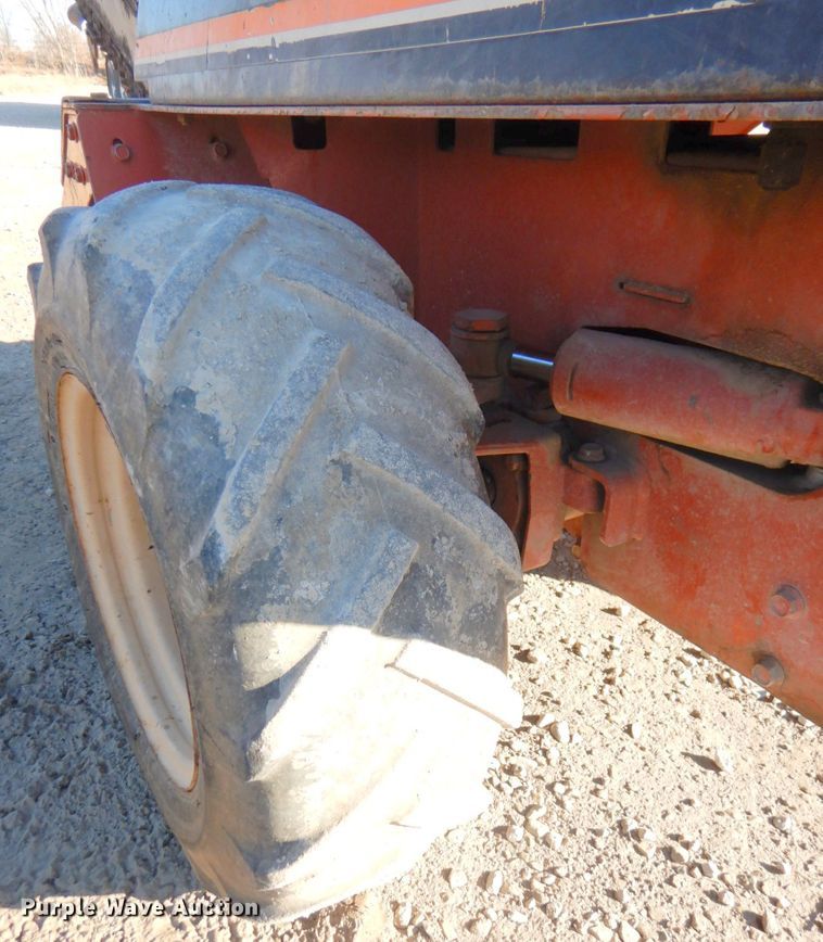 image for item DN1255 2004 Ditch Witch 1820  trencher