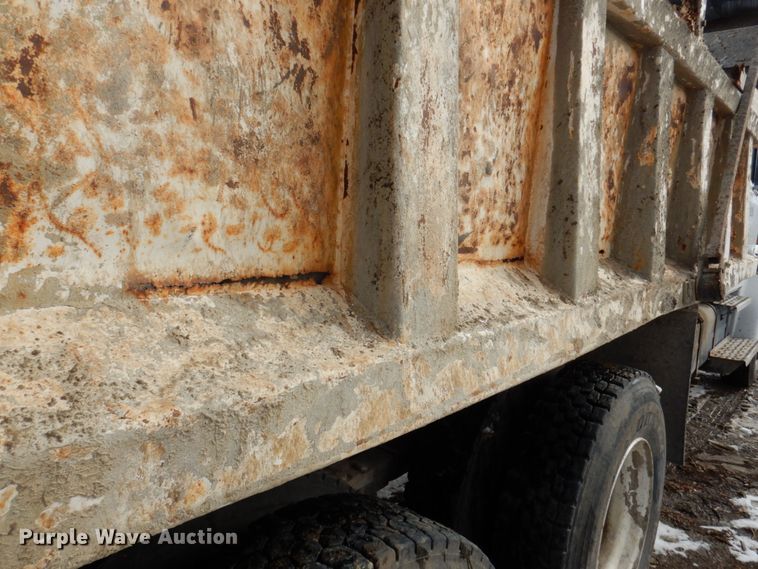 image for item DN2681 1998 Freightliner FL80  dump truck