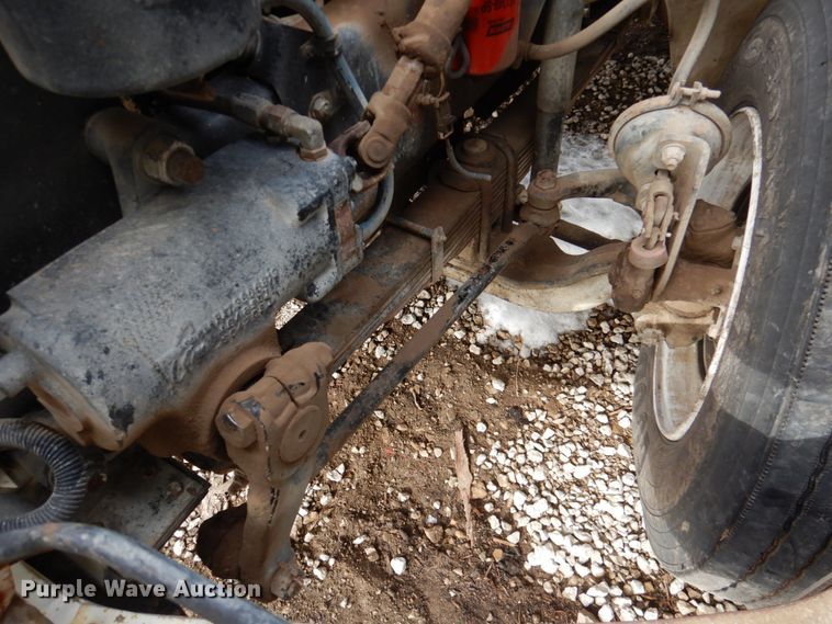 image for item DN2681 1998 Freightliner FL80  dump truck