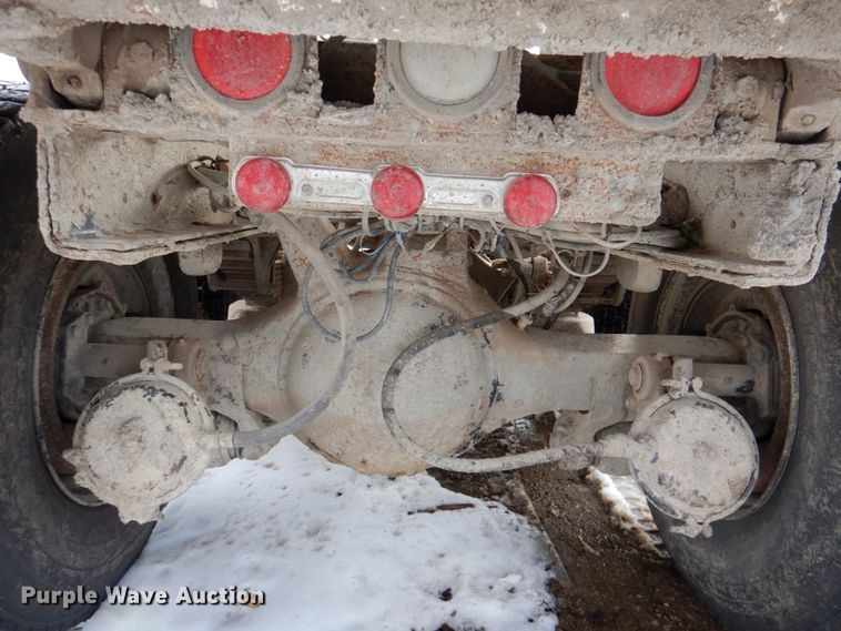 image for item DN2681 1998 Freightliner FL80  dump truck