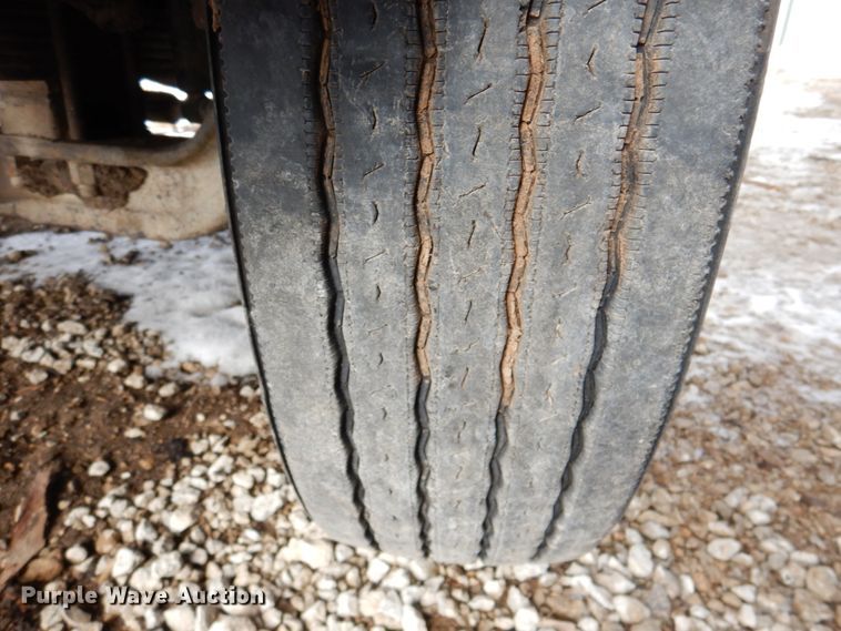 image for item DN2681 1998 Freightliner FL80  dump truck