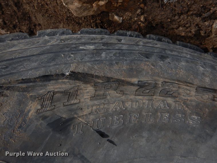 image for item DN2681 1998 Freightliner FL80  dump truck