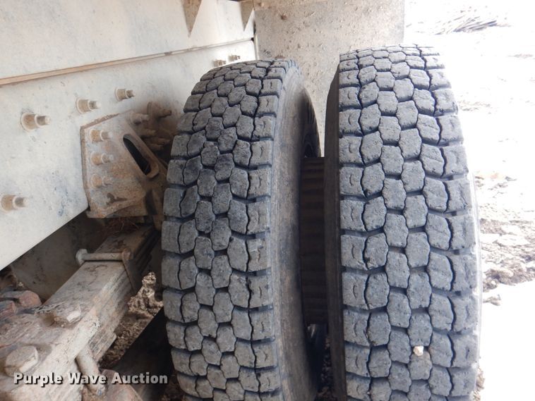 image for item DN2681 1998 Freightliner FL80  dump truck