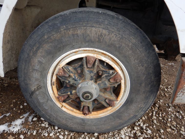 image for item DN2681 1998 Freightliner FL80  dump truck