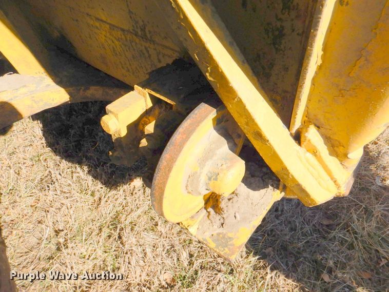 image for item DN2692 Clark 290M  conventional scraper