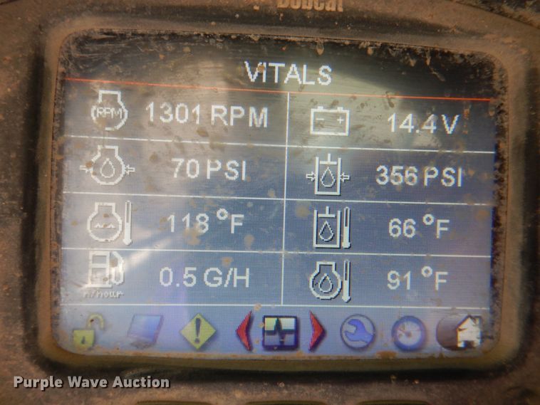 image for item DN2708 2016 Bobcat T550  tracked skid steer loader