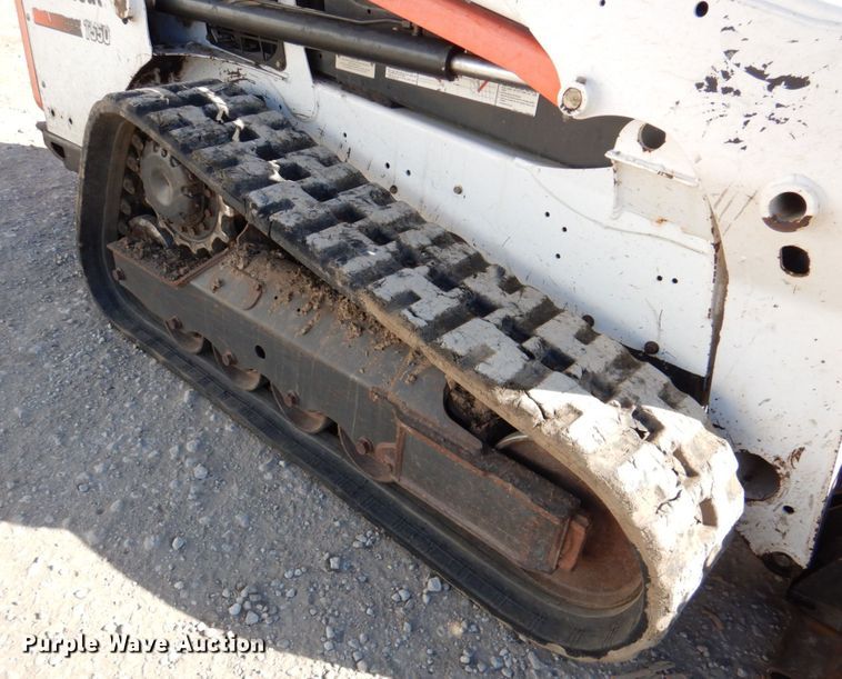 image for item DN2708 2016 Bobcat T550  tracked skid steer loader