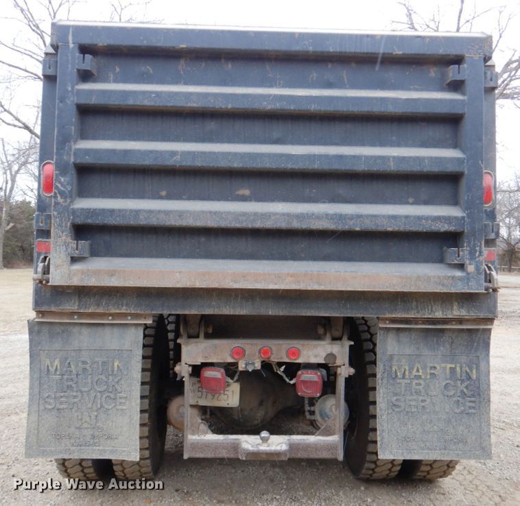 image for item DN2716 2001 Sterling LT8500  dump truck