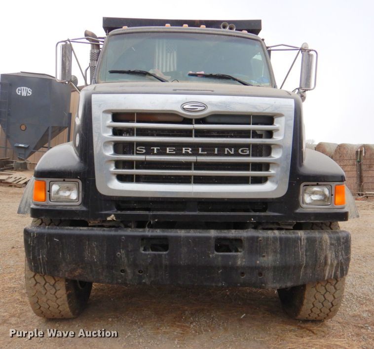 image for item DN2716 2001 Sterling LT8500  dump truck