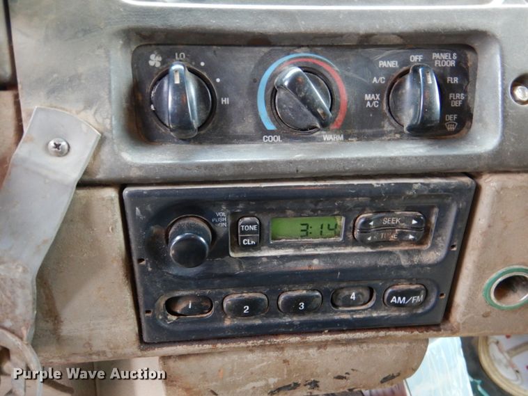 image for item DN2716 2001 Sterling LT8500  dump truck