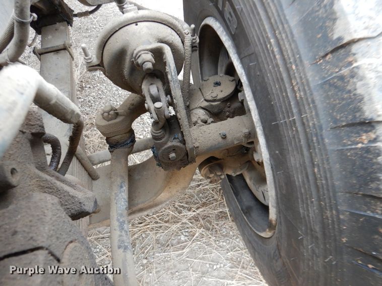 image for item DN2716 2001 Sterling LT8500  dump truck