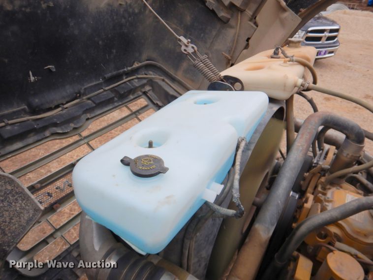 image for item DN2716 2001 Sterling LT8500  dump truck