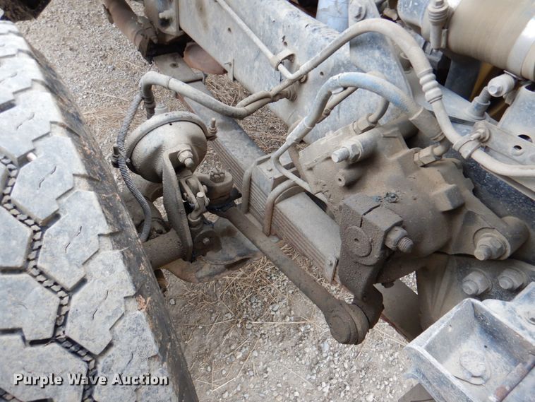 image for item DN2716 2001 Sterling LT8500  dump truck