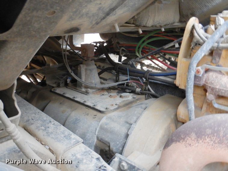 image for item DN2716 2001 Sterling LT8500  dump truck