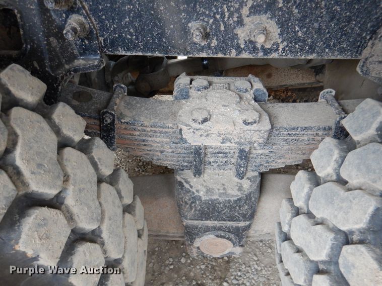 image for item DN2716 2001 Sterling LT8500  dump truck