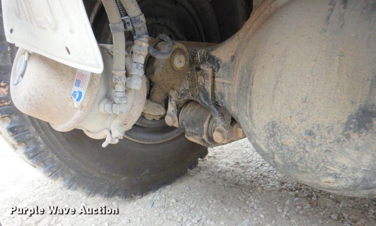 image for item DN2716 2001 Sterling LT8500  dump truck