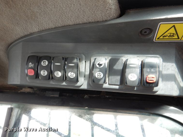 image for item DN2719 2011 Caterpillar 289C  tracked skid steer loader