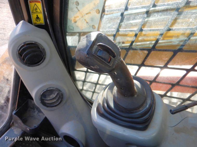 image for item DN2719 2011 Caterpillar 289C  tracked skid steer loader