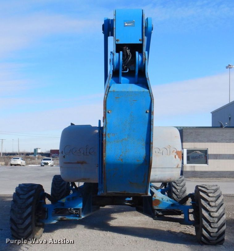 image for item DN2721 2009 Genie Z135  boom lift