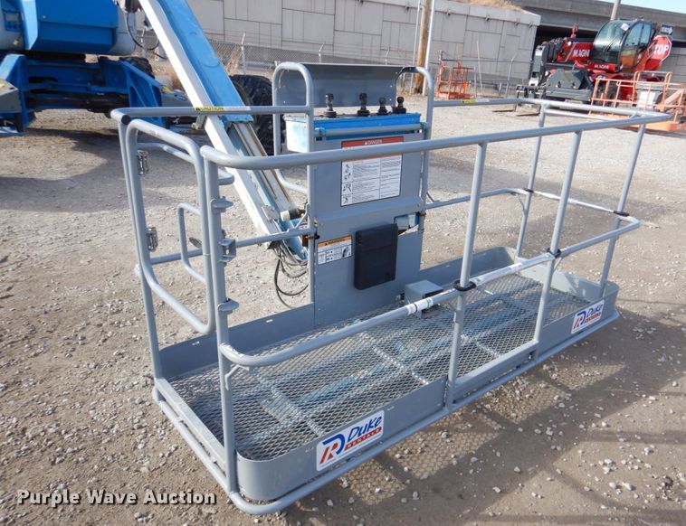 image for item DN2721 2009 Genie Z135  boom lift