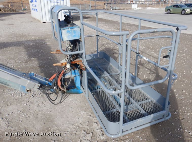 image for item DN2721 2009 Genie Z135  boom lift