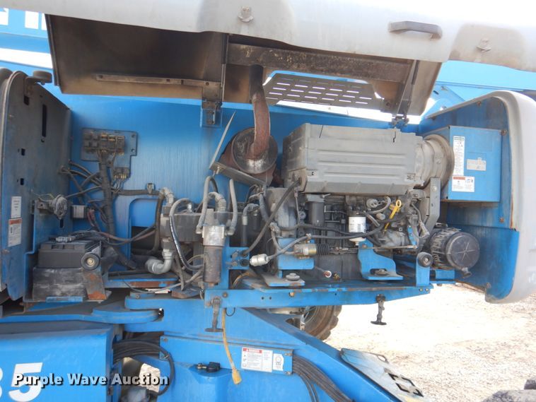 image for item DN2721 2009 Genie Z135  boom lift