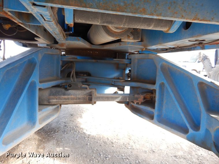 image for item DN2721 2009 Genie Z135  boom lift