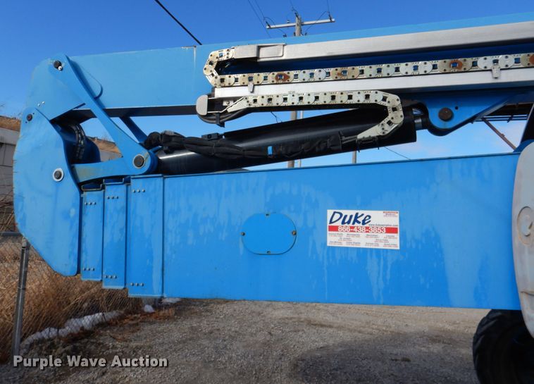 image for item DN2721 2009 Genie Z135  boom lift