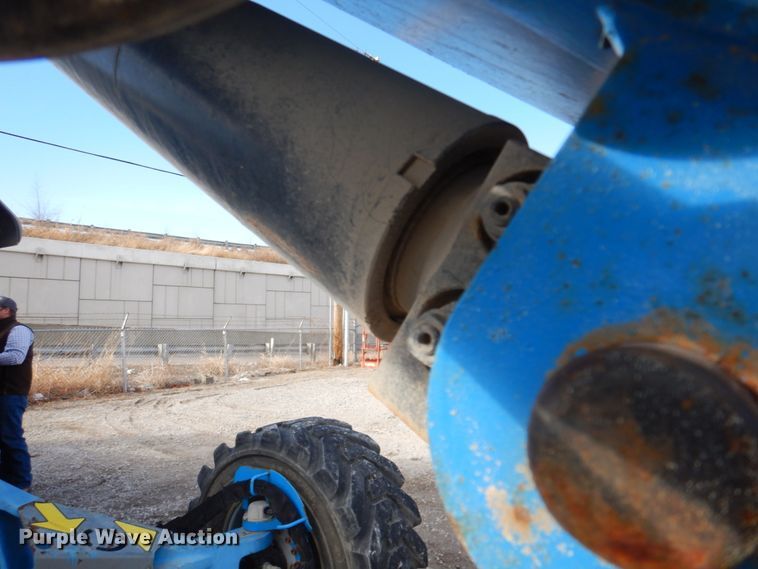image for item DN2721 2009 Genie Z135  boom lift