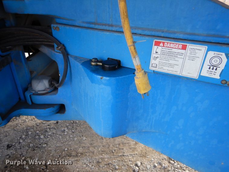 image for item DN2721 2009 Genie Z135  boom lift