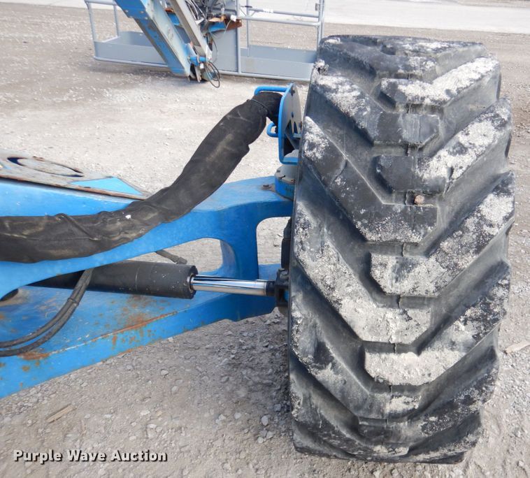 image for item DN2721 2009 Genie Z135  boom lift