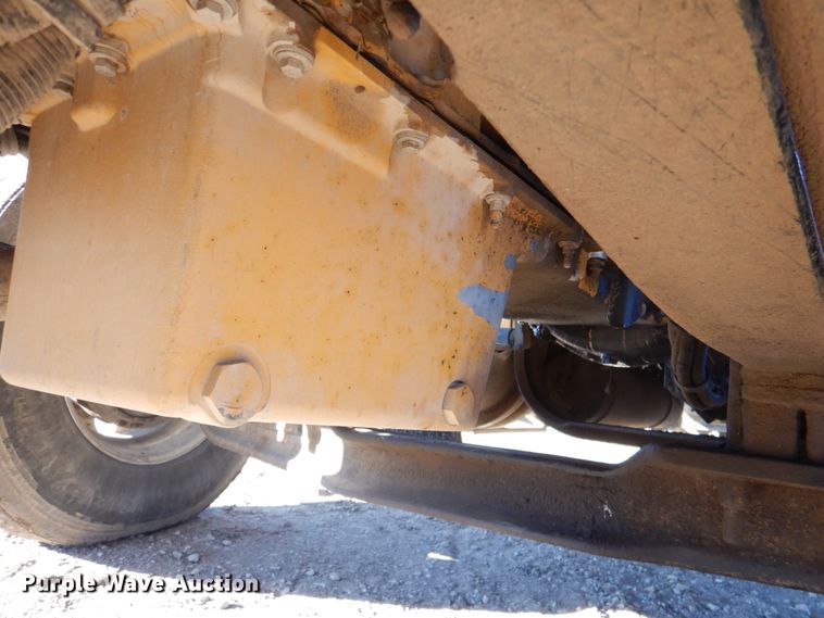 image for item DN2723 2005 Kenworth T800  semi truck