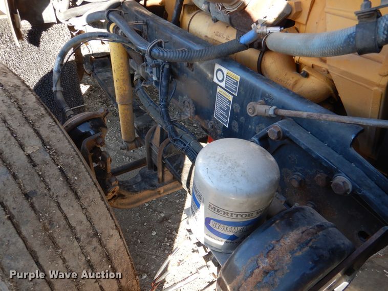 image for item DN2723 2005 Kenworth T800  semi truck