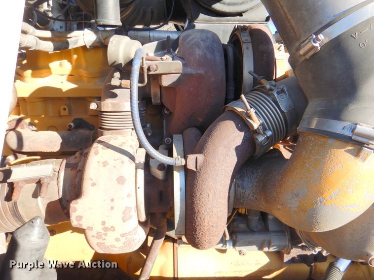 image for item DN2723 2005 Kenworth T800  semi truck