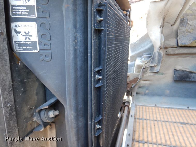 image for item DN2723 2005 Kenworth T800  semi truck