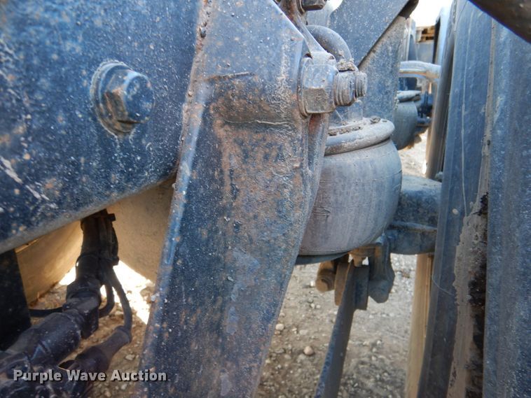 image for item DN2723 2005 Kenworth T800  semi truck