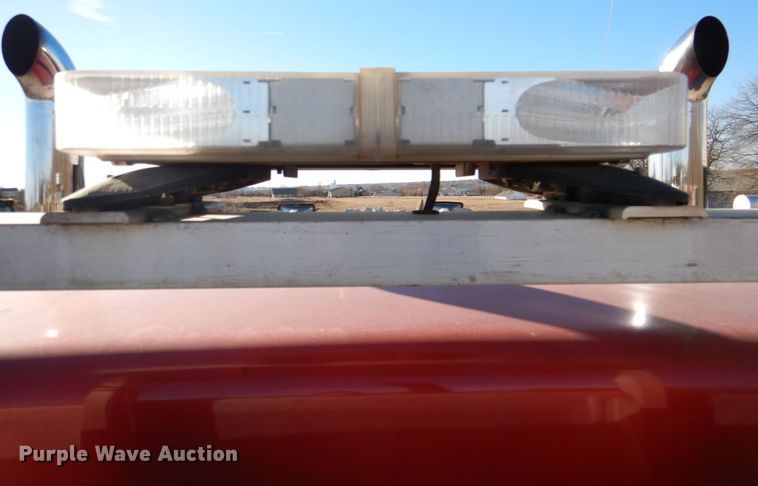 image for item DN2723 2005 Kenworth T800  semi truck