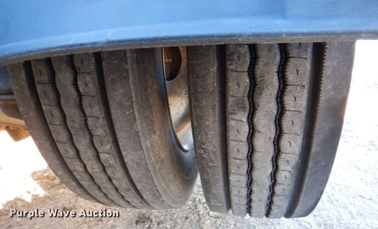 image for item DN2723 2005 Kenworth T800  semi truck