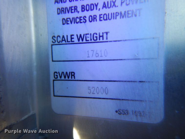 image for item DN2723 2005 Kenworth T800  semi truck