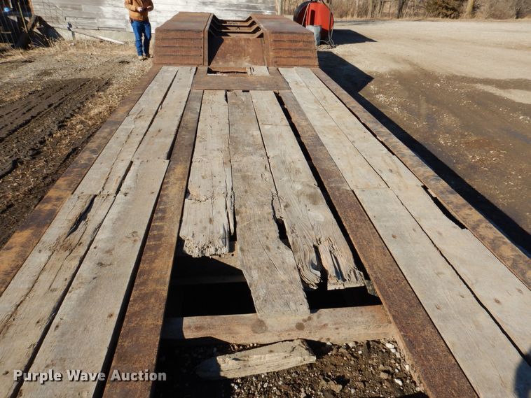 image for item DN2724 2004 Pitts  lowboy equipment trailer