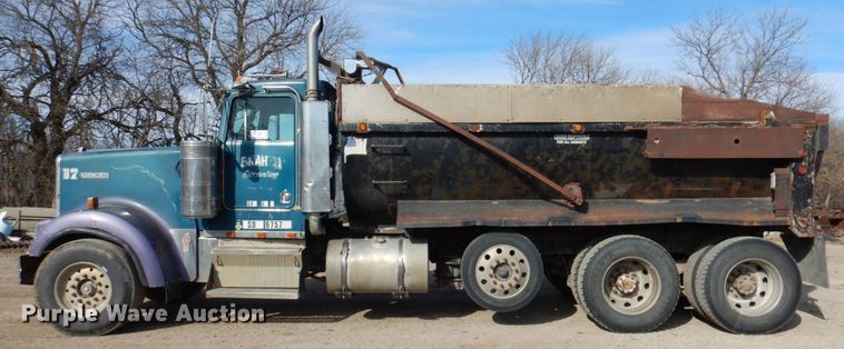 image for item DN2725 1995 Kenworth W900  dump truck