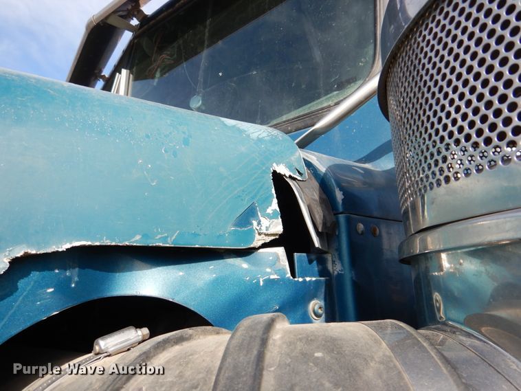 image for item DN2725 1995 Kenworth W900  dump truck