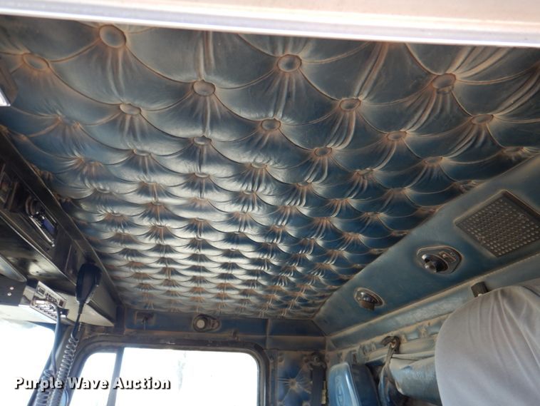 image for item DN2725 1995 Kenworth W900  dump truck