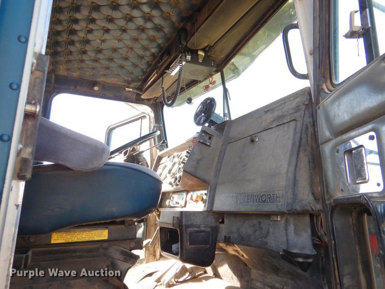 image for item DN2725 1995 Kenworth W900  dump truck