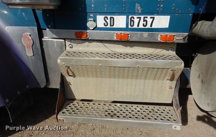 image for item DN2725 1995 Kenworth W900  dump truck