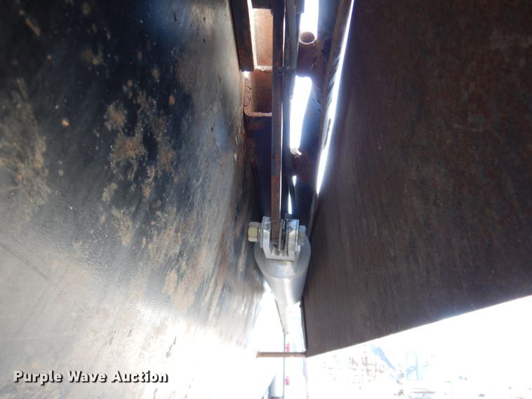 image for item DN2725 1995 Kenworth W900  dump truck