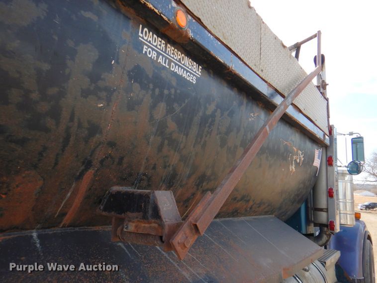 image for item DN2725 1995 Kenworth W900  dump truck