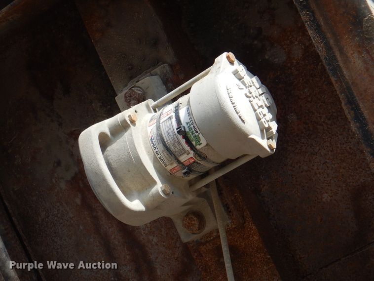 image for item DN2725 1995 Kenworth W900  dump truck