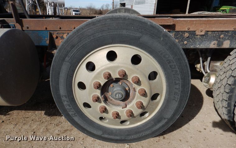 image for item DN2725 1995 Kenworth W900  dump truck